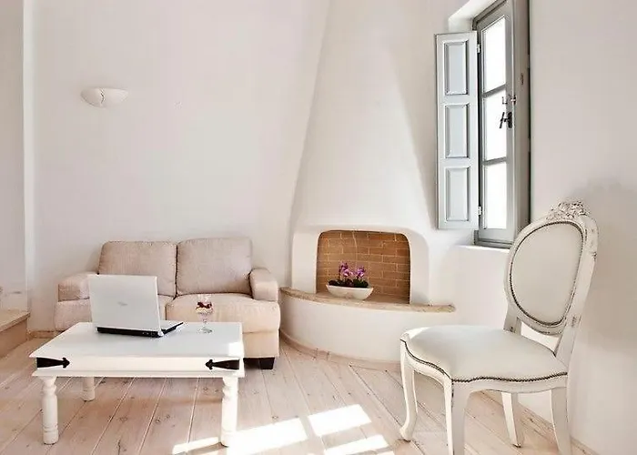 别墅 Beautiful Santorini 2 Bedroom Panoramic Caldera Sea Views 梅加洛克里