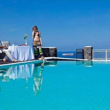 Beautiful Santorini 2 Bedroom Panoramic Caldera Sea Views Villa Megalochori (Santorini)